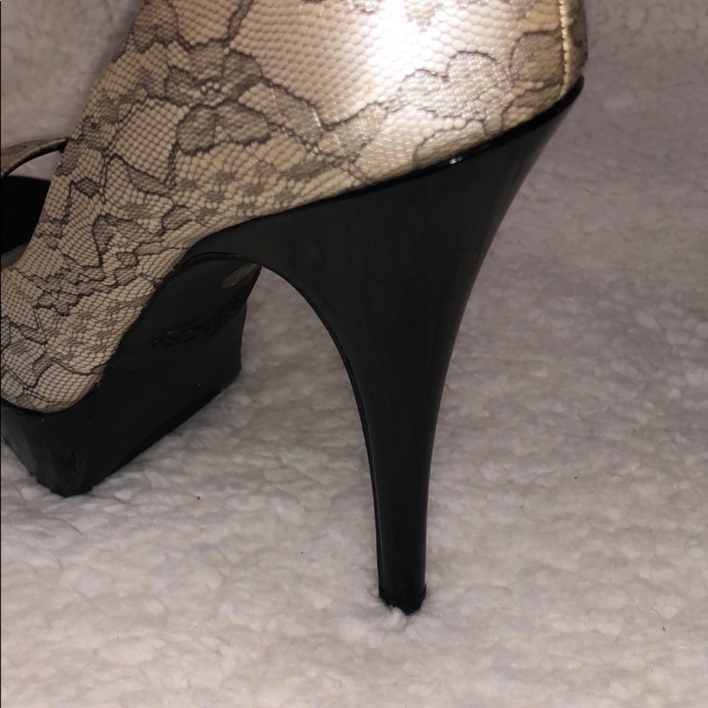 High Heel Stilettos - Picture 8 of 12